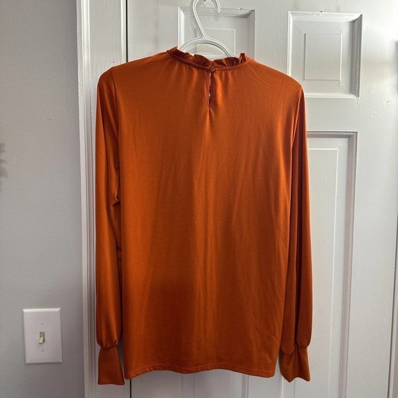 Adriannna Papell blouse - Picture 3 of 3